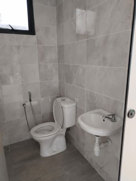 Shop / Office for Rent in Cyber 9 (Cyberjaya) - Yeong . - Bathroom - PropertyGuru.com.my