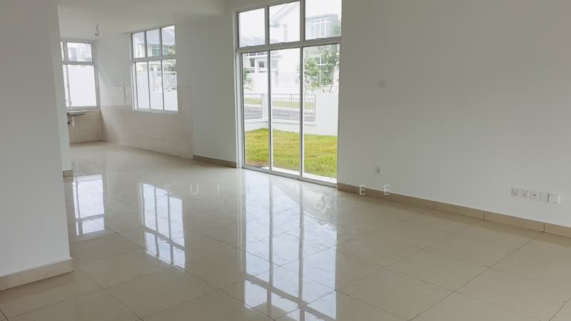 2-storey Terraced House for Sale in Taman Sri Penawar (Pengerang) - Suimei Lee - Living Room - PropertyGuru.com.my