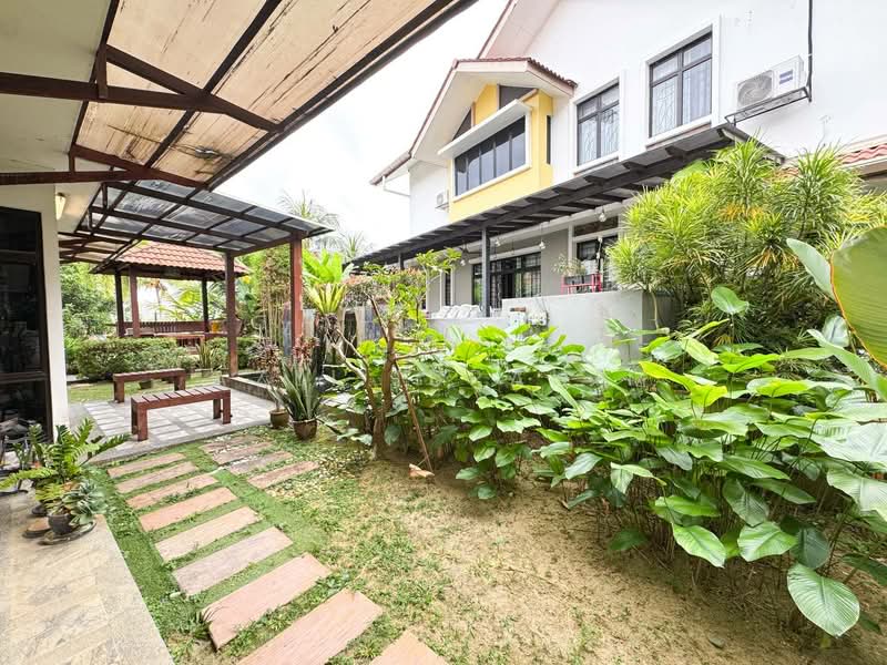 Semi-Detached House for Sale in Presint 15 (Putrajaya) - Azli Ibrahim - Exterior - PropertyGuru.com.my