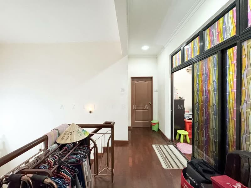 Semi-Detached House for Sale in Presint 15 (Putrajaya) - Azli Ibrahim - Corridor - PropertyGuru.com.my