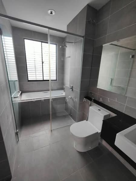 Semi-Detached House for Sale in Elmina (Shah Alam) - Azora Ghazali - Bathroom - PropertyGuru.com.my
