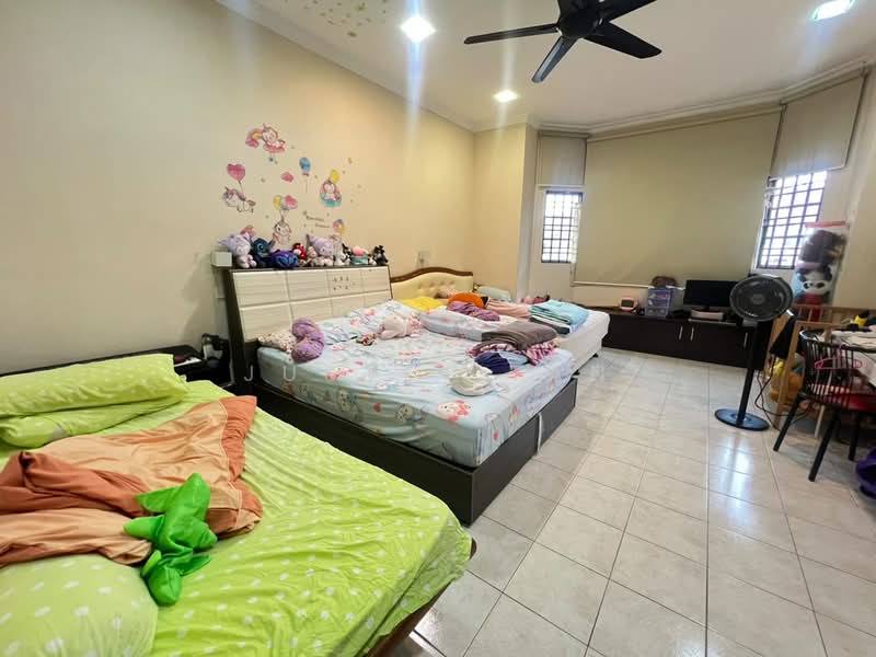 Rumah Teres 2-Tingkat untuk Dijual di Taman Bukit Mewah Fasa 9 (Kajang) - JUSTIN TAN - Bedroom - PropertyGuru.com.my
