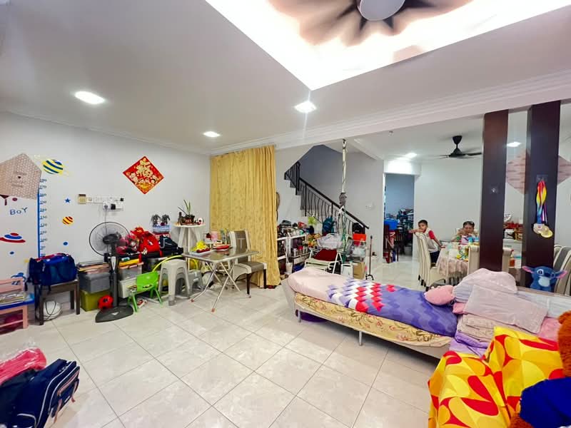 Rumah Teres 2-Tingkat untuk Dijual di Taman Bukit Mewah Fasa 9 (Kajang) - JUSTIN TAN - Living Room - PropertyGuru.com.my