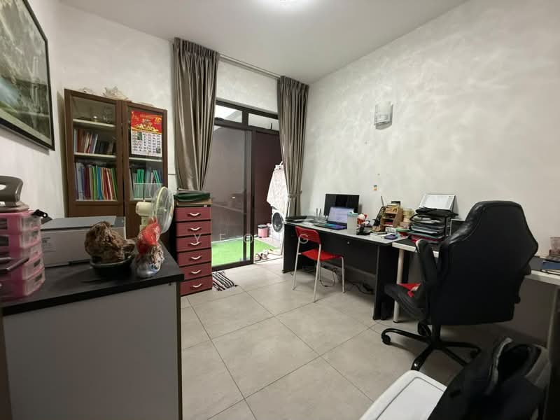 Terraced House for Rent in Cyberjaya (Selangor) - Yeong . - Study - PropertyGuru.com.my