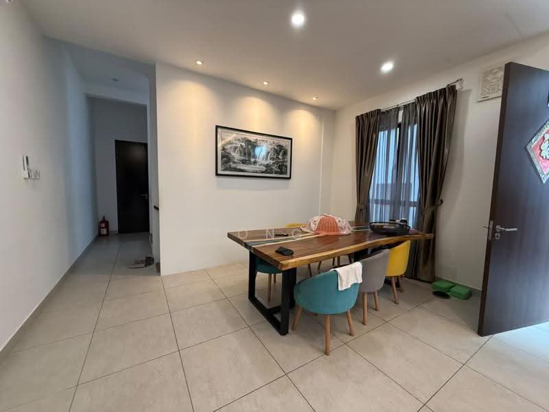 Terraced House for Rent in Cyberjaya (Selangor) - Yeong . - Dining Room - PropertyGuru.com.my