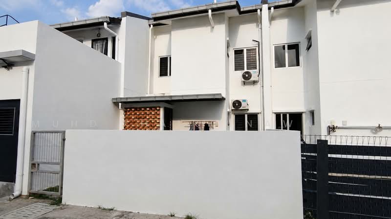 Rumah Teres untuk Dijual di Klang (Selangor) - Muhd Khairulnawawi Kamaruddin - Exterior - PropertyGuru.com.my