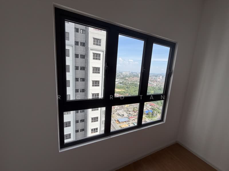 Service Residence for Sale at Jernih Residence - Richard Tan - Master bedroom - PropertyGuru.com.my