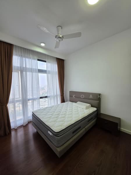 Kediaman Servis untuk Dijual di Park Regent @Desa Park City - Albby Koah - Bedroom - PropertyGuru.com.my