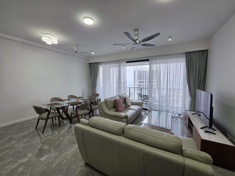 Kediaman Servis untuk Dijual di Park Regent @Desa Park City - Albby Koah - Living Room - PropertyGuru.com.my