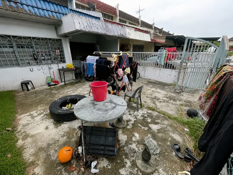 Rumah Teres 1-Tingkat untuk Dijual di Taman Cendana (Kajang) - Azli Ibrahim - Exterior - PropertyGuru.com.my