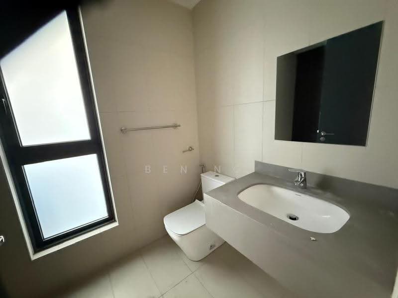 Condominium for Sale at One Cochrane Residence - BEN NG - Bathroom - PropertyGuru.com.my