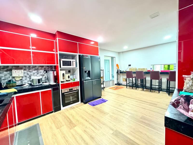 Semi-Detached House for Sale in Ukay Perdana (Ulu Kelang) - Azli Ibrahim - Kitchen - PropertyGuru.com.my