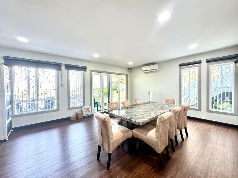 Semi-Detached House for Sale in Ukay Perdana (Ulu Kelang) - Azli Ibrahim - Dining Room - PropertyGuru.com.my