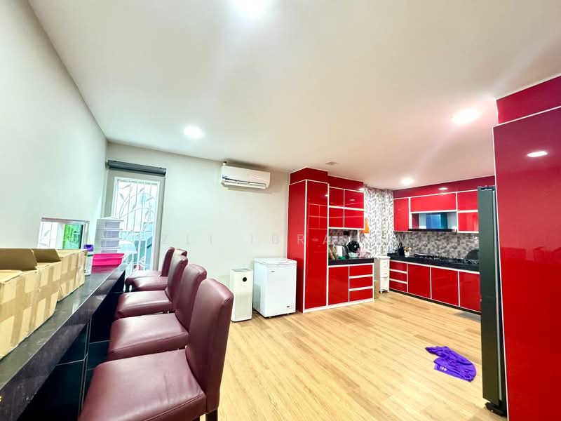 Semi-Detached House for Sale in Ukay Perdana (Ulu Kelang) - Azli Ibrahim - Kitchen - PropertyGuru.com.my