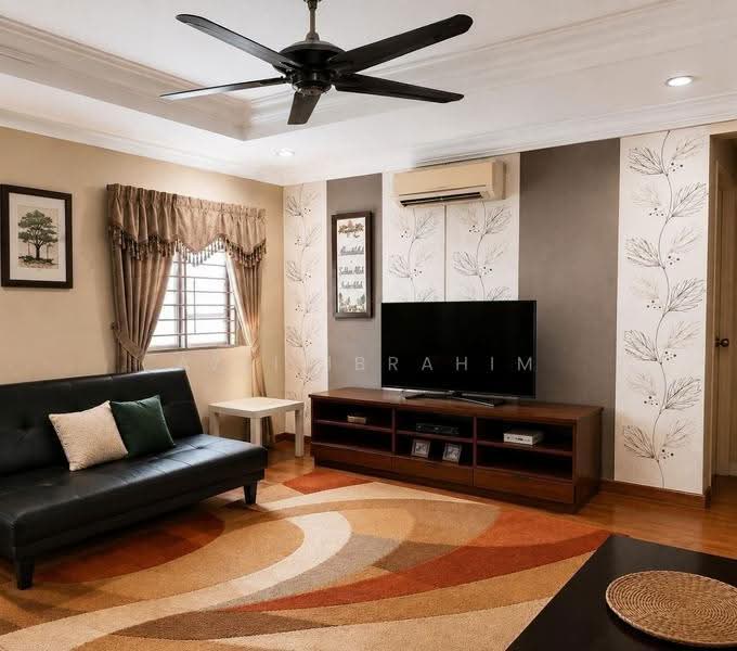 Rumah Teres 2.5-Tingkat untuk Dijual di Taman Permata (Ulu Kelang) - Azli Ibrahim - Living Room - PropertyGuru.com.my