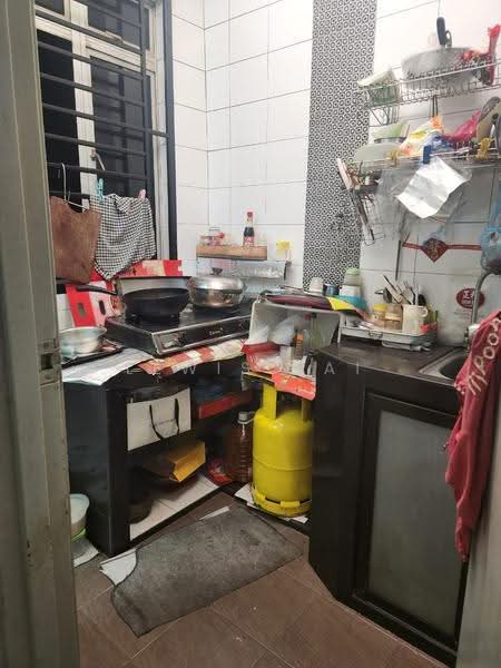 2-storey Terraced House for Sale in Taman JP Perdana (Johor Bahru) - Lewis Tai - Kitchen - PropertyGuru.com.my