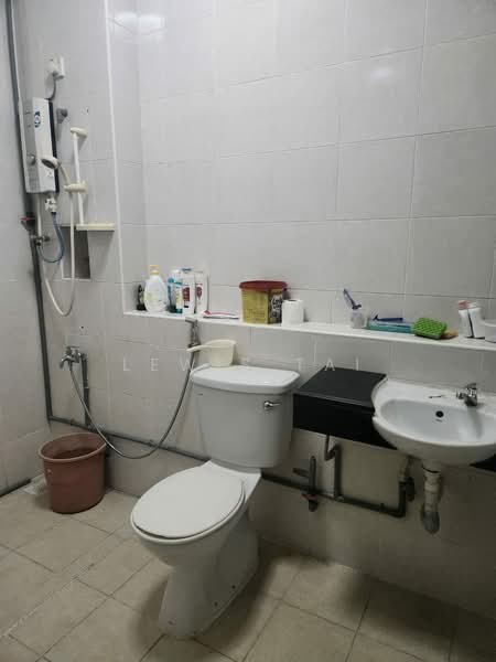 2-storey Terraced House for Sale in Taman JP Perdana (Johor Bahru) - Lewis Tai - Bathroom - PropertyGuru.com.my