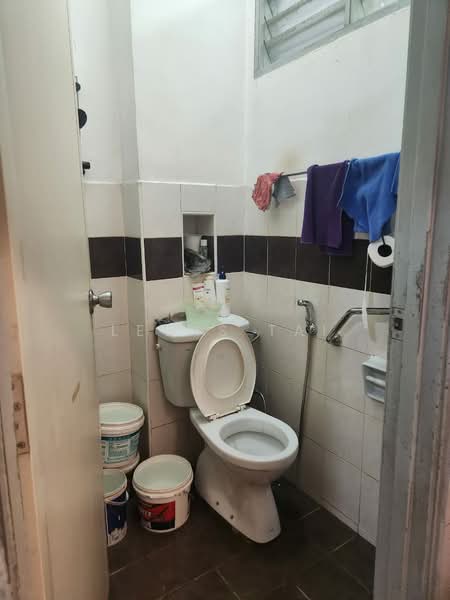 2-storey Terraced House for Sale in Taman JP Perdana (Johor Bahru) - Lewis Tai - Bathroom - PropertyGuru.com.my