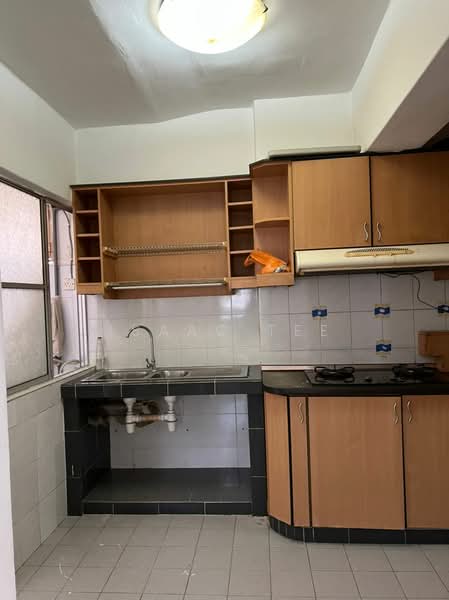 Kondominium untuk Dijual di Danau Idaman - Isaac Tee - Kitchen - PropertyGuru.com.my