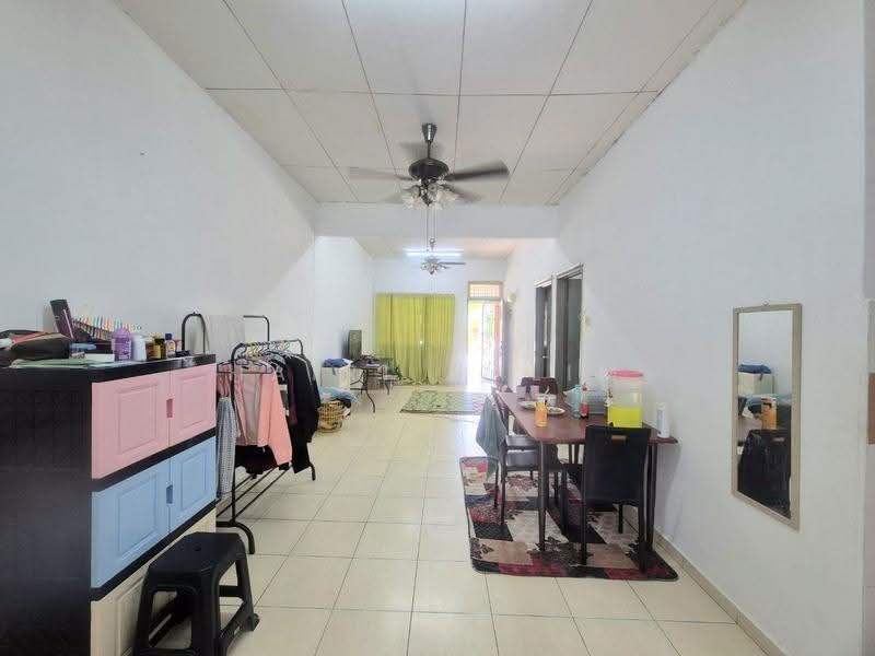 1-storey Terraced House for Sale in Bandar Baru Salak Tinggi (Sepang) - Hairi Halim - PropertyGuru.com.my