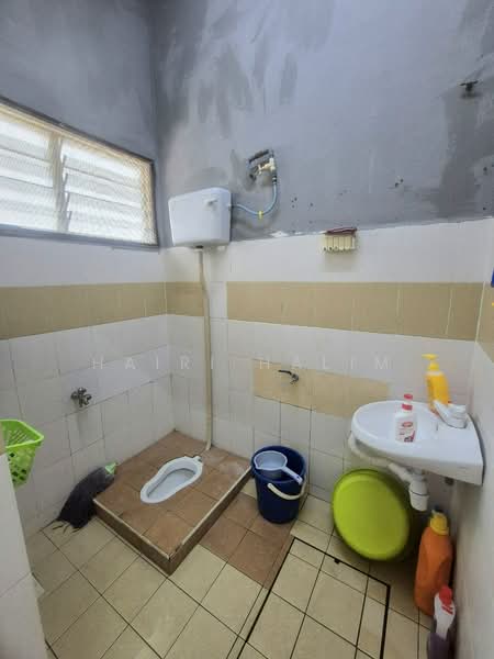 1-storey Terraced House for Sale in Bandar Baru Salak Tinggi (Sepang) - Hairi Halim - PropertyGuru.com.my