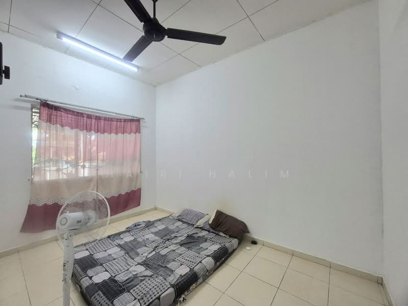 1-storey Terraced House for Sale in Bandar Baru Salak Tinggi (Sepang) - Hairi Halim - PropertyGuru.com.my
