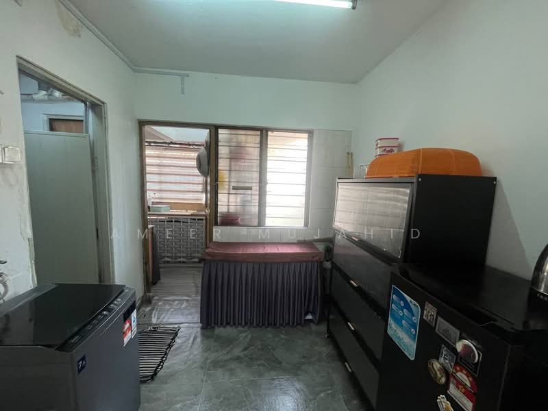 Flat for Rent at Flat Taman Melati - Ameer Mujahid - Kitchen - PropertyGuru.com.my
