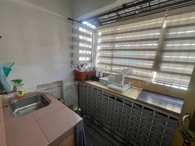 Flat for Rent at Flat Taman Melati - Ameer Mujahid - Kitchen - PropertyGuru.com.my