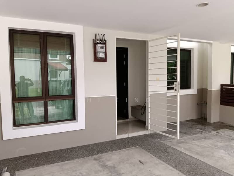 2-storey Terraced House for Sale in Leisure Farm (Gelang Patah) - Shi Ting - Exterior - PropertyGuru.com.my