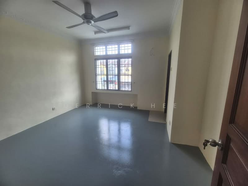 Rumah Teres 2-Tingkat untuk Disewa di Mahkota Cheras (Cheras) - Derrick Hee - Living Room - PropertyGuru.com.my