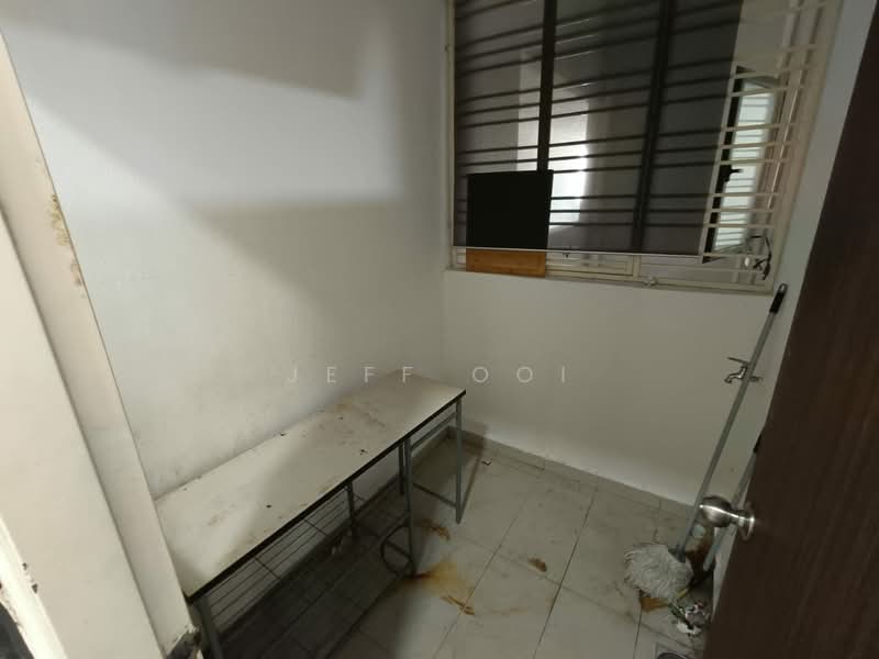 Kediaman Servis untuk Dijual di Seasons Garden Residences - Jeff Ooi - Interior - PropertyGuru.com.my