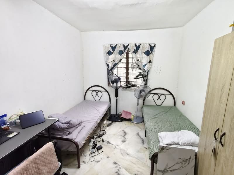 Rumah Flat untuk Dijual di Flat PKNS Section 7 - Hairi Halim - PropertyGuru.com.my