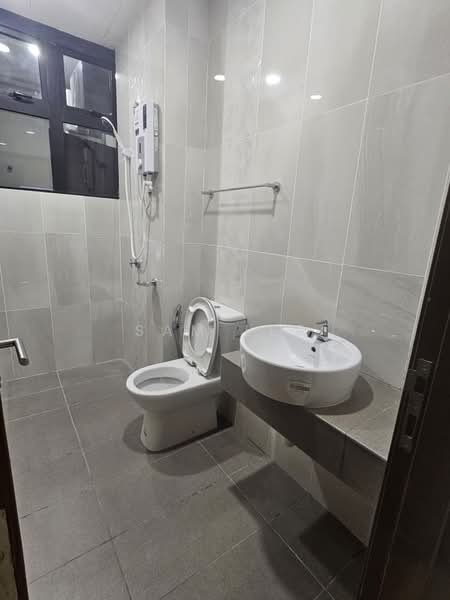 Service Residence for Rent at J.Dupion Residence - Sam Lee - Bathroom - PropertyGuru.com.my
