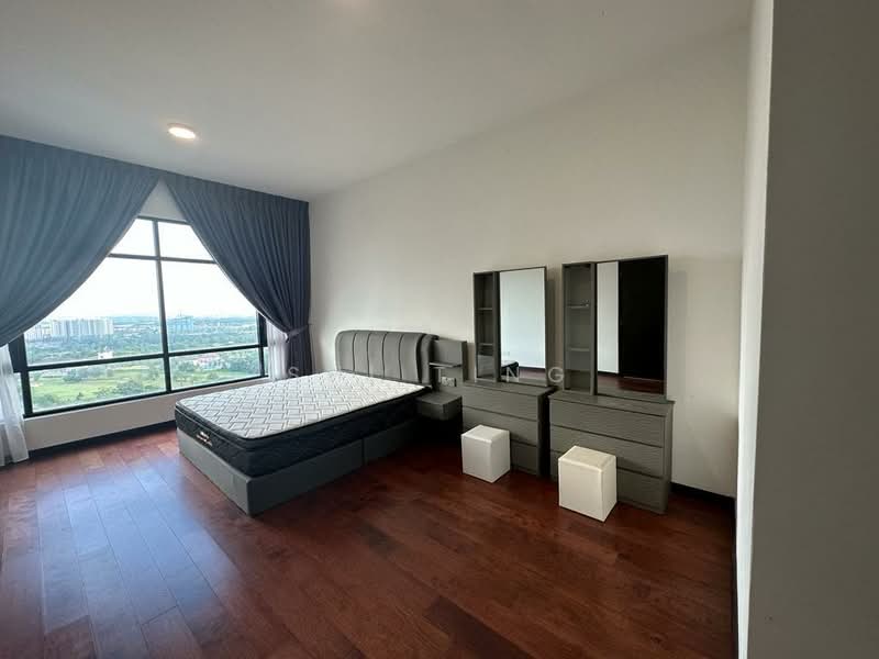 Kediaman Servis untuk Dijual di Molek Regency - Shi Ting - PropertyGuru.com.my