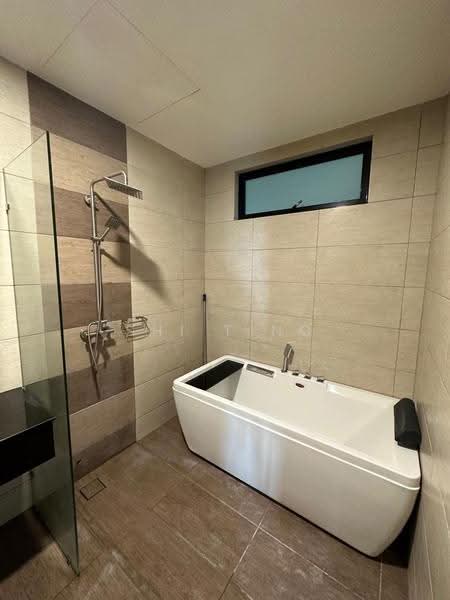 Kediaman Servis untuk Dijual di Molek Regency - Shi Ting - PropertyGuru.com.my