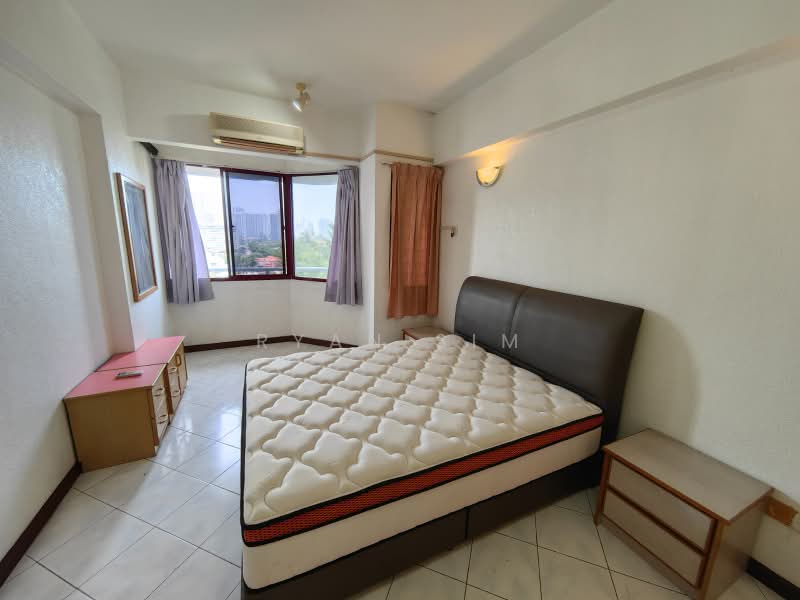 Condominium for Sale at Marina Bay Condominium - Ryan Sim - Bedroom - PropertyGuru.com.my