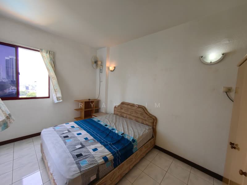 Condominium for Sale at Marina Bay Condominium - Ryan Sim - Bedroom - PropertyGuru.com.my