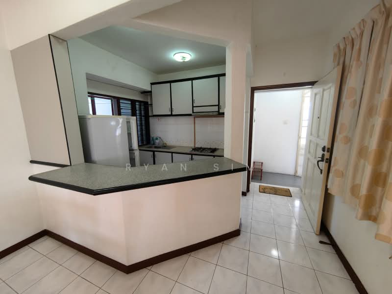 Condominium for Sale at Marina Bay Condominium - Ryan Sim - Kitchen - PropertyGuru.com.my