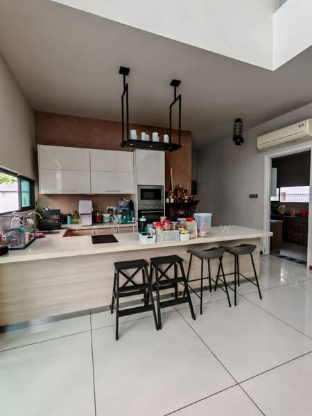 Bungalow House for Sale in Senibong (Permas Jaya) - Jamie Low - Kitchen - PropertyGuru.com.my