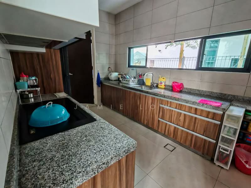 Bungalow House for Sale in Senibong (Permas Jaya) - Jamie Low - Kitchen - PropertyGuru.com.my