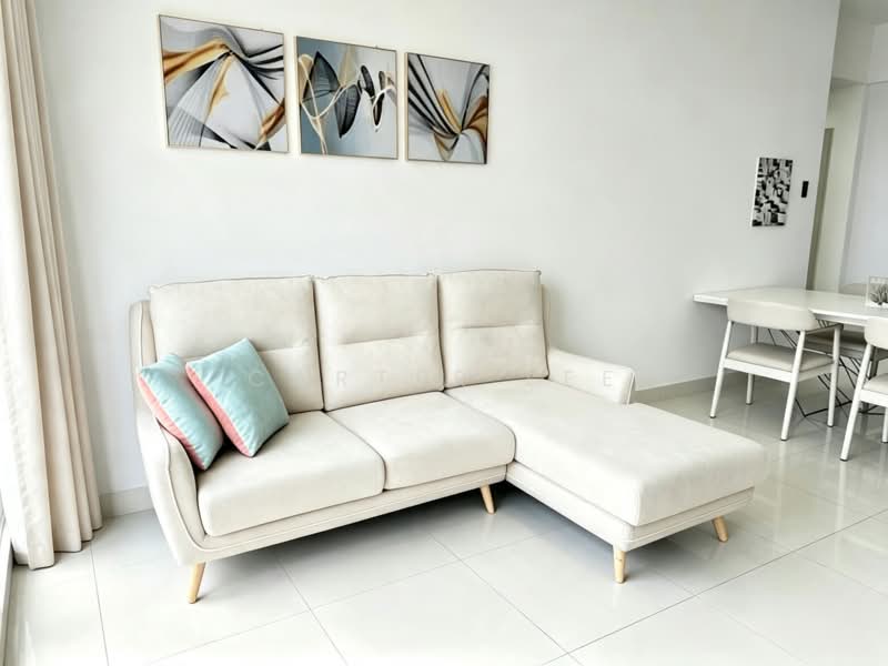 Kediaman Servis untuk Disewa di Southkey Mosaic - Carter Lee - Living Room - PropertyGuru.com.my