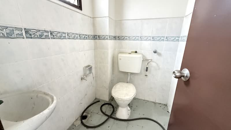 2-storey Terraced House for Sale in Alam Perdana (Puncak Alam) - Chloe Kok - Bathroom - PropertyGuru.com.my