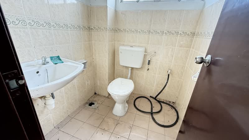 2-storey Terraced House for Sale in Alam Perdana (Puncak Alam) - Chloe Kok - Bathroom - PropertyGuru.com.my