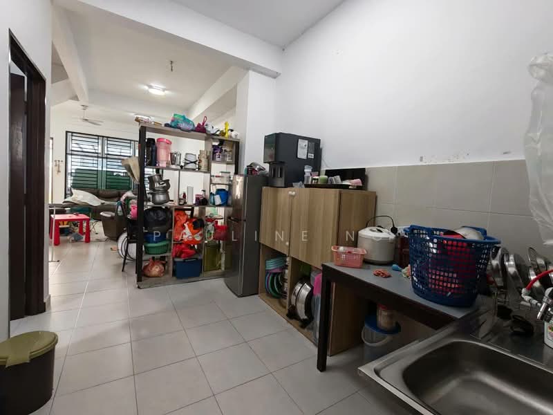 2-storey Terraced House for Sale in Taman Pulai Mutiara (Johor Bahru) - Pauline Ng - Kitchen - PropertyGuru.com.my