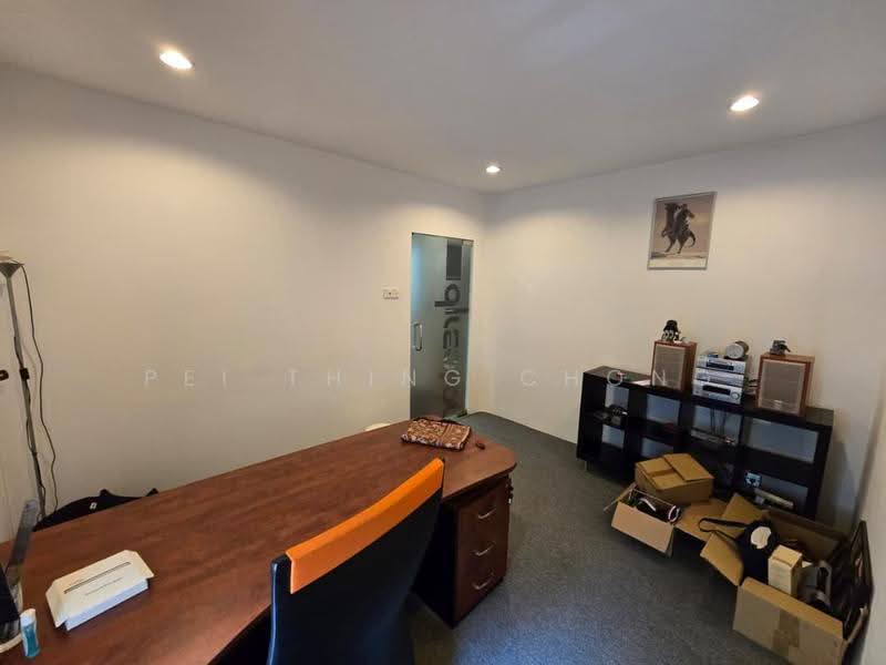 Shop / Office untuk Dijual di Taman Putra Damai (Ara Damansara) - Pei Thing Chong - Study - PropertyGuru.com.my