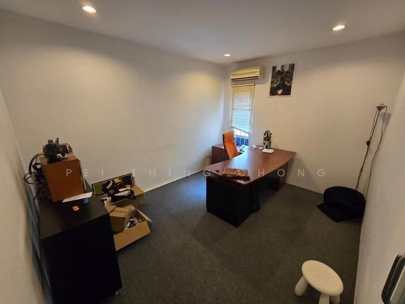 Shop / Office untuk Dijual di Taman Putra Damai (Ara Damansara) - Pei Thing Chong - Study - PropertyGuru.com.my