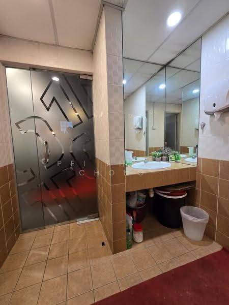 Shop / Office untuk Dijual di Taman Putra Damai (Ara Damansara) - Pei Thing Chong - Bathroom - PropertyGuru.com.my