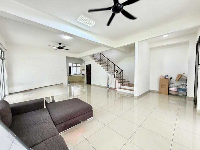 2-storey Terraced House for Sale in Taman Molek (Johor Bahru) - Pauline Ng - Living Room - PropertyGuru.com.my