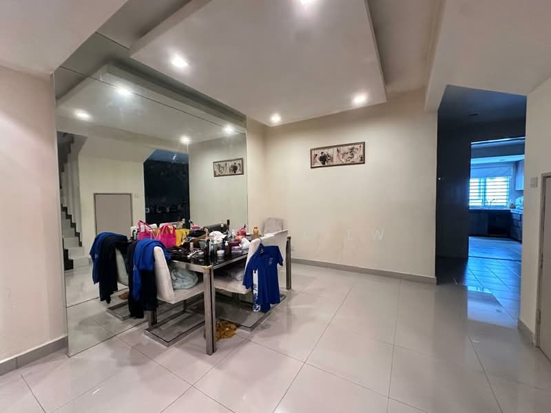 Rumah Teres 2.5-Tingkat untuk Dijual di Laman Rimbunan (Kepong) - Mandy Liew - Dining Room - PropertyGuru.com.my