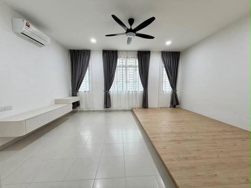 2-storey Terraced House for Sale in Mount Austin (Johor Bahru) - Pauline Ng - Living Room - PropertyGuru.com.my